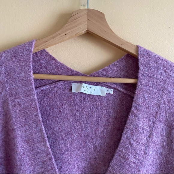 ASTR The Label Belmont Drop-Shoulder Textured Knit Cardigan Woman Medium Purple - Picture 5 of 14